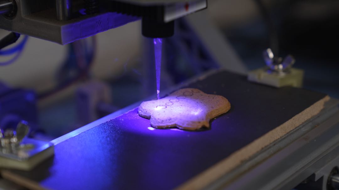 À quoi sert le laser violet ?