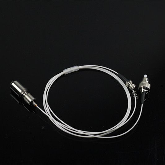 Équipement laser Pièces 450 NM 1,6 W Module laser couplé à fibre bleue pour le traitement de la détection et des caries