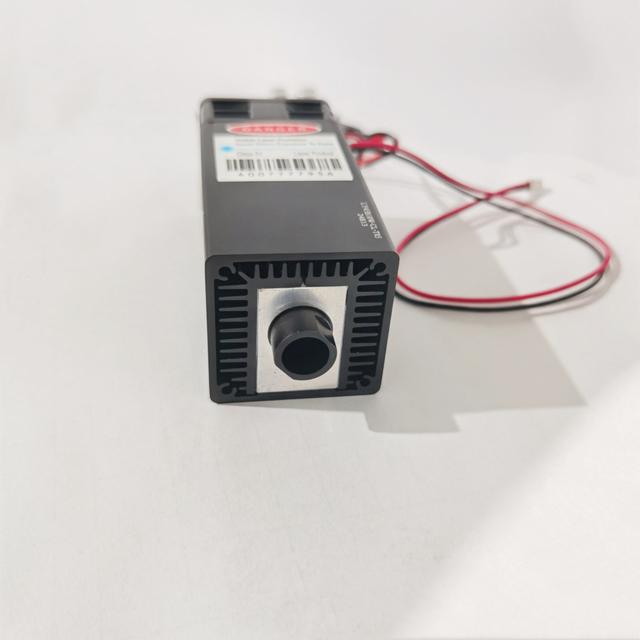 Focageable 450 Nm Tête laser bleue 10W pour graveur laser de bureau