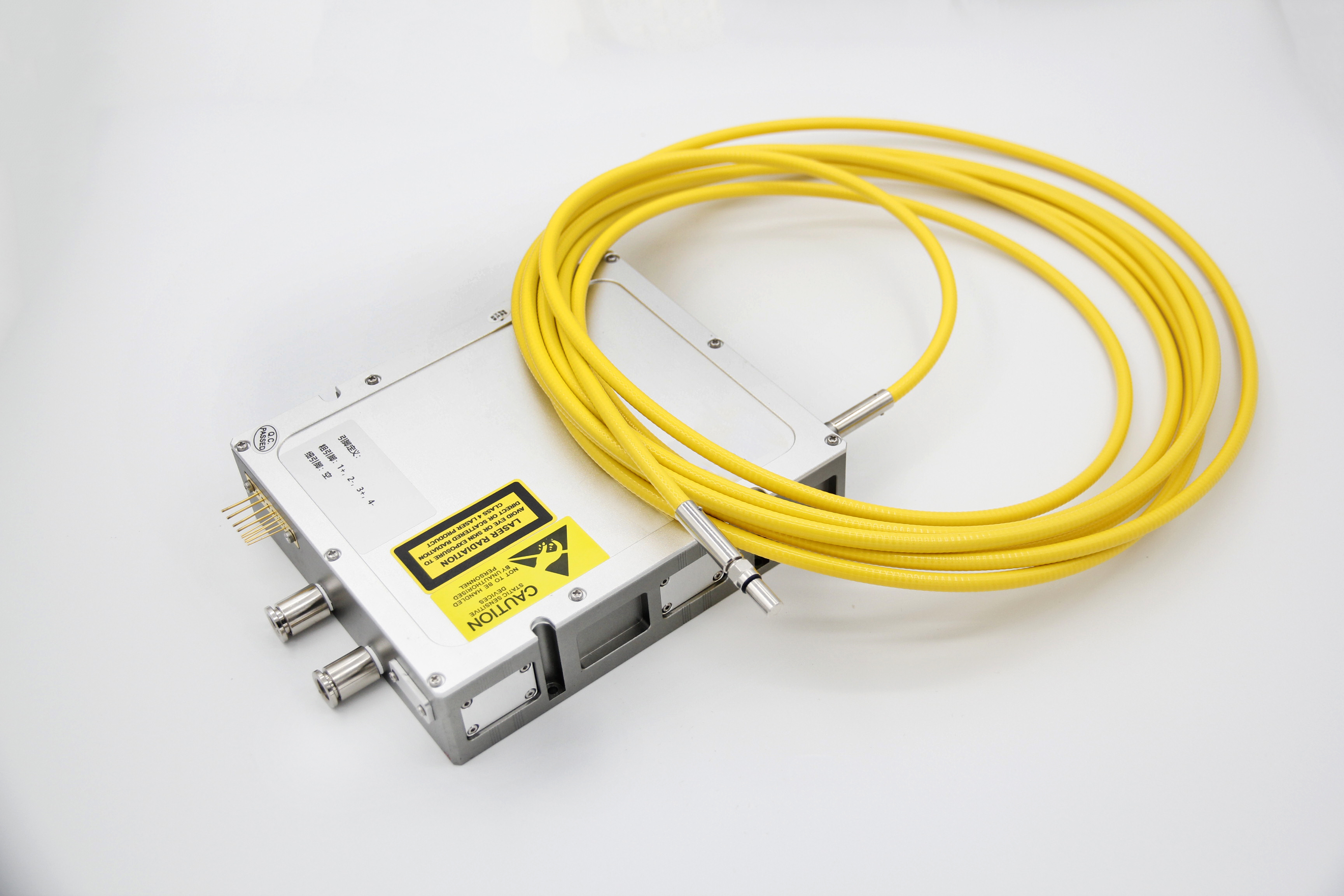  Module laser coupl&eacute; &agrave; fibre bleue