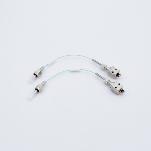 Module laser couplé à fibre rouge monomode 4um 638nm 50mW pour le traitement de la myringite