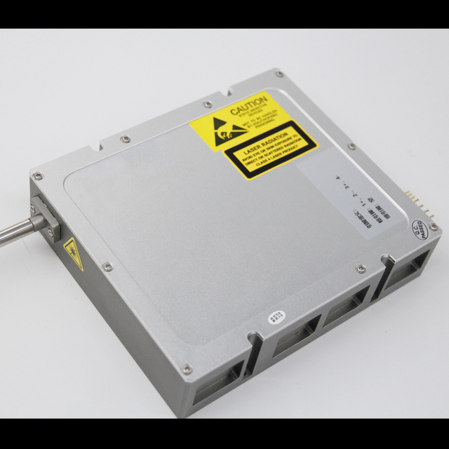 Module laser à diodes couplé à diodes couplées à fibre bleue de 450 nm à haute puissance pour soudure laser