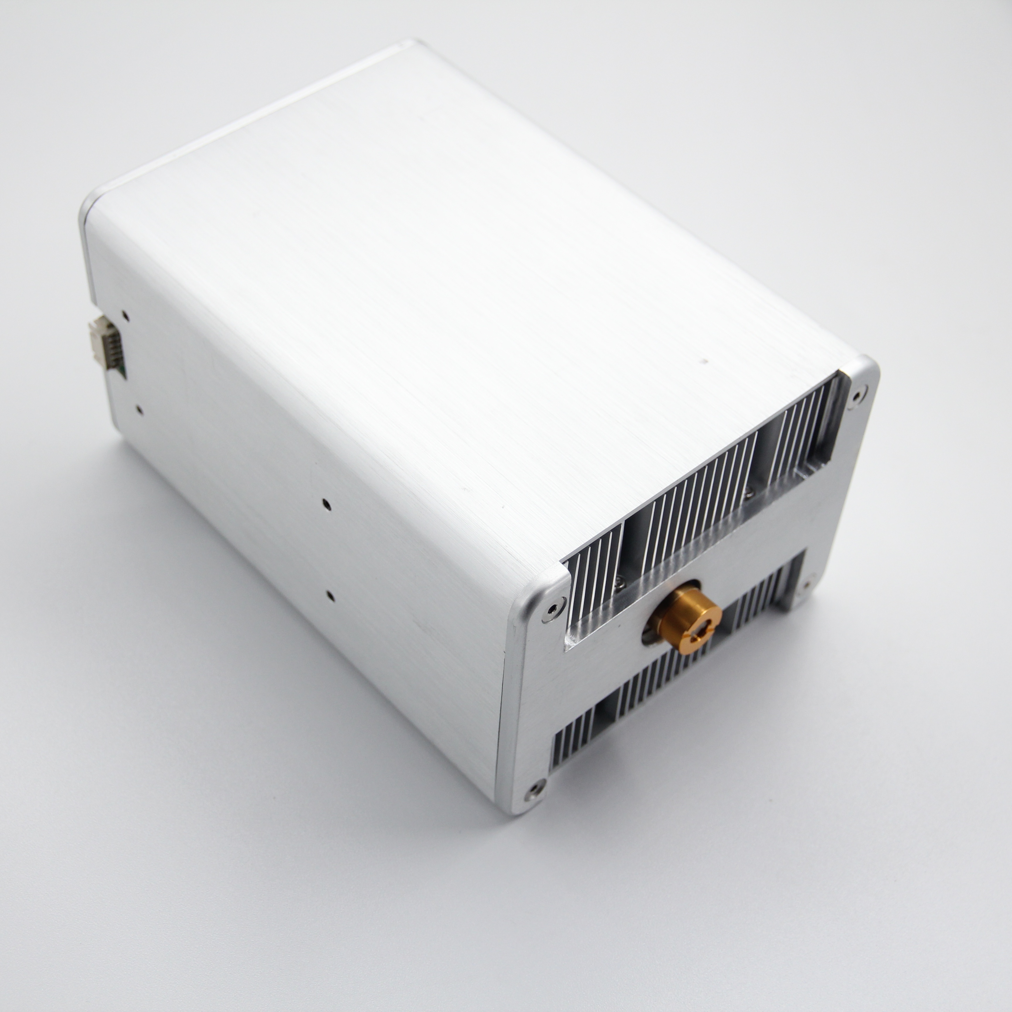 Comment câbler un module laser ?